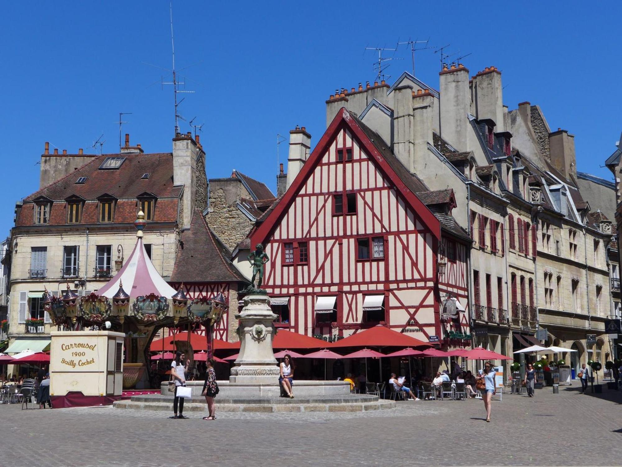 Le Pastore Avec Terrasse Au Coeur Du Centre Historique Dijon Buitenkant foto